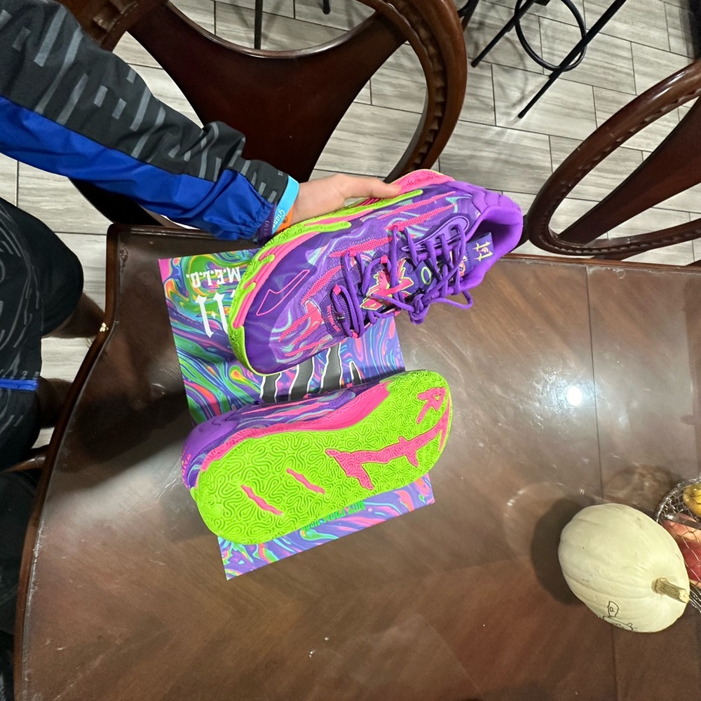 Lamelo mb.3 toxic colorway